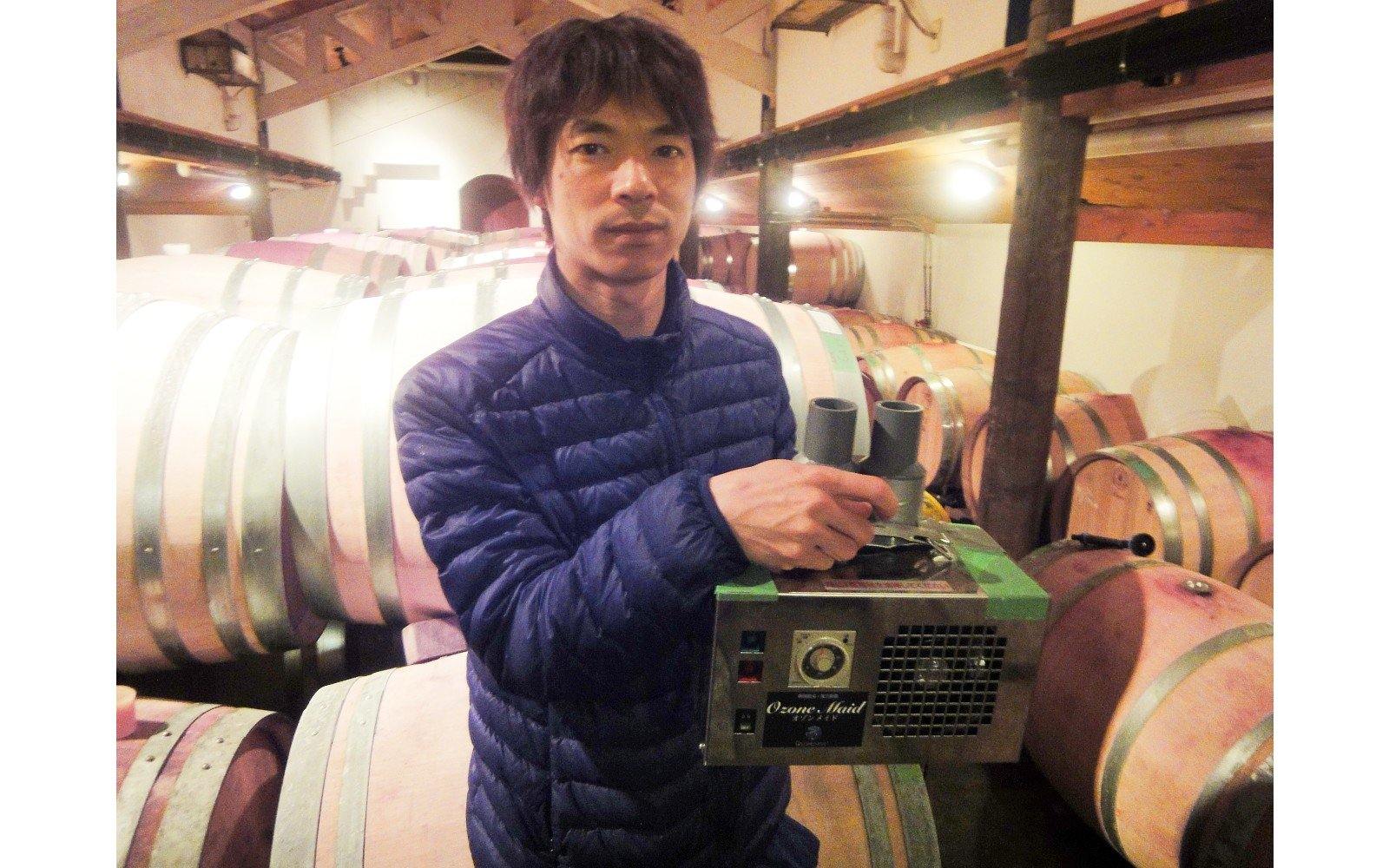 ワイン醸造棟の雑菌をオゾンメイドで抑えて衛生管理｜カーブドッチ